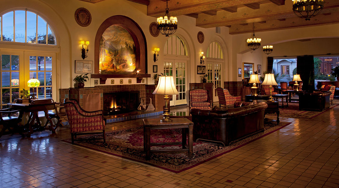 1927 Salon and Main Lobby